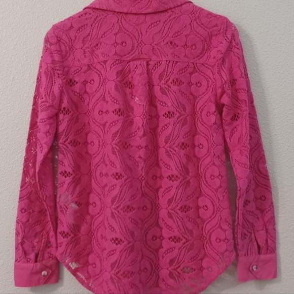 🆕 Sz 2 💗 Anthropologie Maeve—Floral Lace Button front top pink—rolled sleeves - Picture 3 of 7